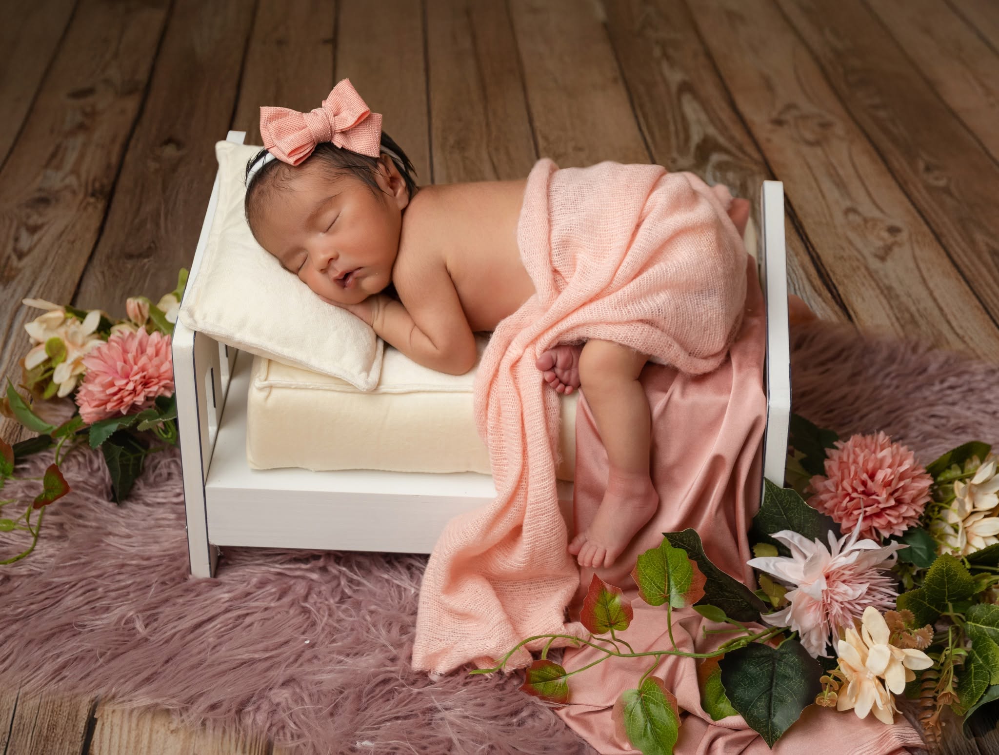 Newborn — JR Studio